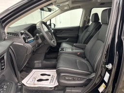 Honda Odyssey Touring Auto 2026