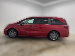 Honda Odyssey Touring Auto 2026