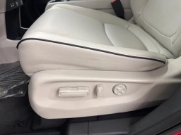 Honda Odyssey Touring Auto 2026