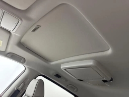 Honda Odyssey Touring Auto 2026