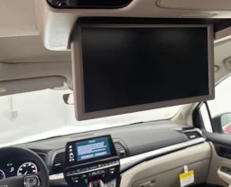 Honda Odyssey Touring Auto 2026