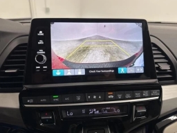 Honda Odyssey Touring Auto 2026