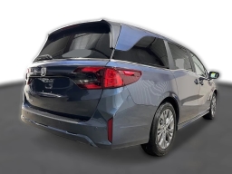 Honda Odyssey Touring Auto 2026