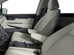 Honda Odyssey Touring Auto 2026