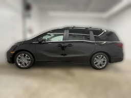 Honda Odyssey Touring Auto 2026