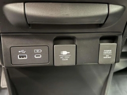 Honda Odyssey Touring Auto 2026