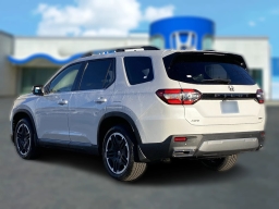 Honda Pilot Touring AWD 2026