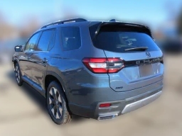 Honda Pilot Touring AWD 2026