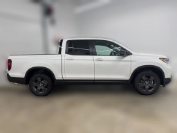 Honda Ridgeline TrailSport AWD 2026
