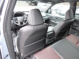 Honda Ridgeline Black Edition Two-Tone AWD 2026