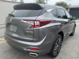 Acura RDX w/Advance Package SH-AWD 2026
