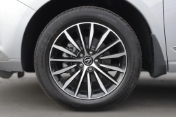 Acura RDX w/Advance Package SH-AWD 2026