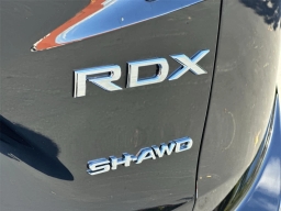 Acura RDX w/Advance Package SH-AWD 2026