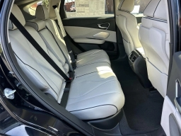 Acura RDX w/Advance Package SH-AWD 2026