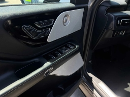 Lincoln Aviator Reserve AWD 2025