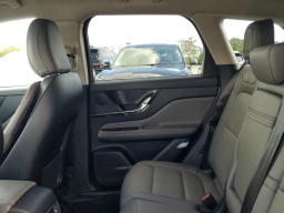 Lincoln Corsair Premiere FWD 2026