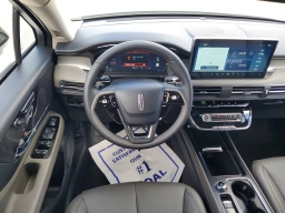 Lincoln Corsair Premiere FWD 2026