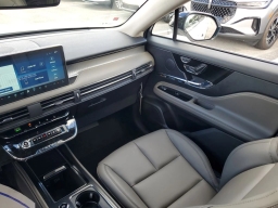 Lincoln Corsair Premiere FWD 2026