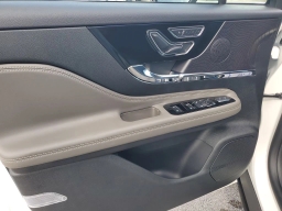 Lincoln Corsair Premiere FWD 2026