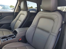 Lincoln Corsair Premiere FWD 2026