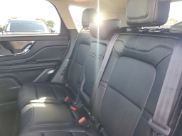 Lincoln Corsair Premiere FWD 2026