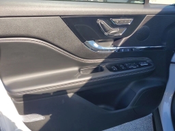 Lincoln Corsair Premiere FWD 2026