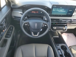 Lincoln Corsair Premiere FWD 2026