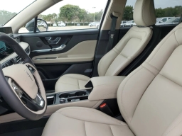 Lincoln Corsair Premiere FWD 2026