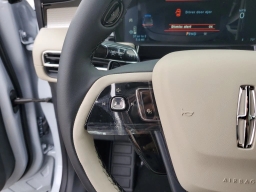 Lincoln Corsair Premiere FWD 2026