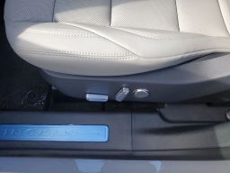 Lincoln Nautilus Premiere AWD 2026