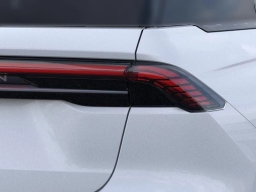 Lincoln Nautilus Premiere AWD 2026