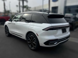 Lincoln Nautilus Reserve AWD 2026