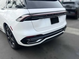 Lincoln Nautilus Reserve AWD 2026