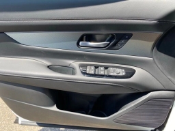 Nissan Murano SL AWD 2025