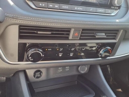 Nissan Rogue S FWD 2026