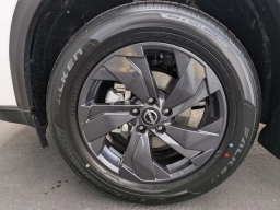 Nissan Rogue SV FWD 2026