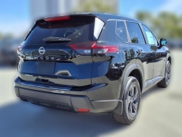 Nissan Rogue SV FWD 2026