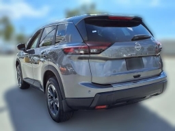 Nissan Rogue SV FWD 2026