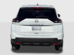 Nissan Rogue SV FWD 2026
