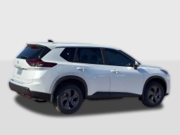 Nissan Rogue SV FWD 2026