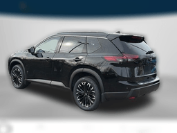 Nissan Rogue Dark Armor AWD 2026