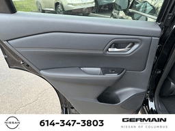 Nissan Rogue Dark Armor AWD 2026