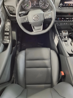 Nissan Rogue Dark Armor AWD 2026