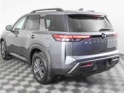 Nissan Pathfinder SV 2WD 2025