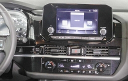 Nissan Pathfinder SV 2WD 2025