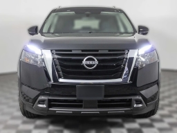 Nissan Pathfinder SV 2WD 2025