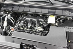 Nissan Pathfinder SV 2WD 2025