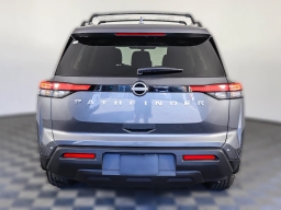 Nissan Pathfinder SV 2WD 2025