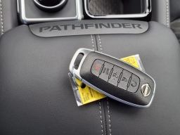 Nissan Pathfinder SV 4WD 2026