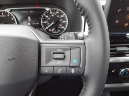 Nissan Pathfinder SV 4WD 2026